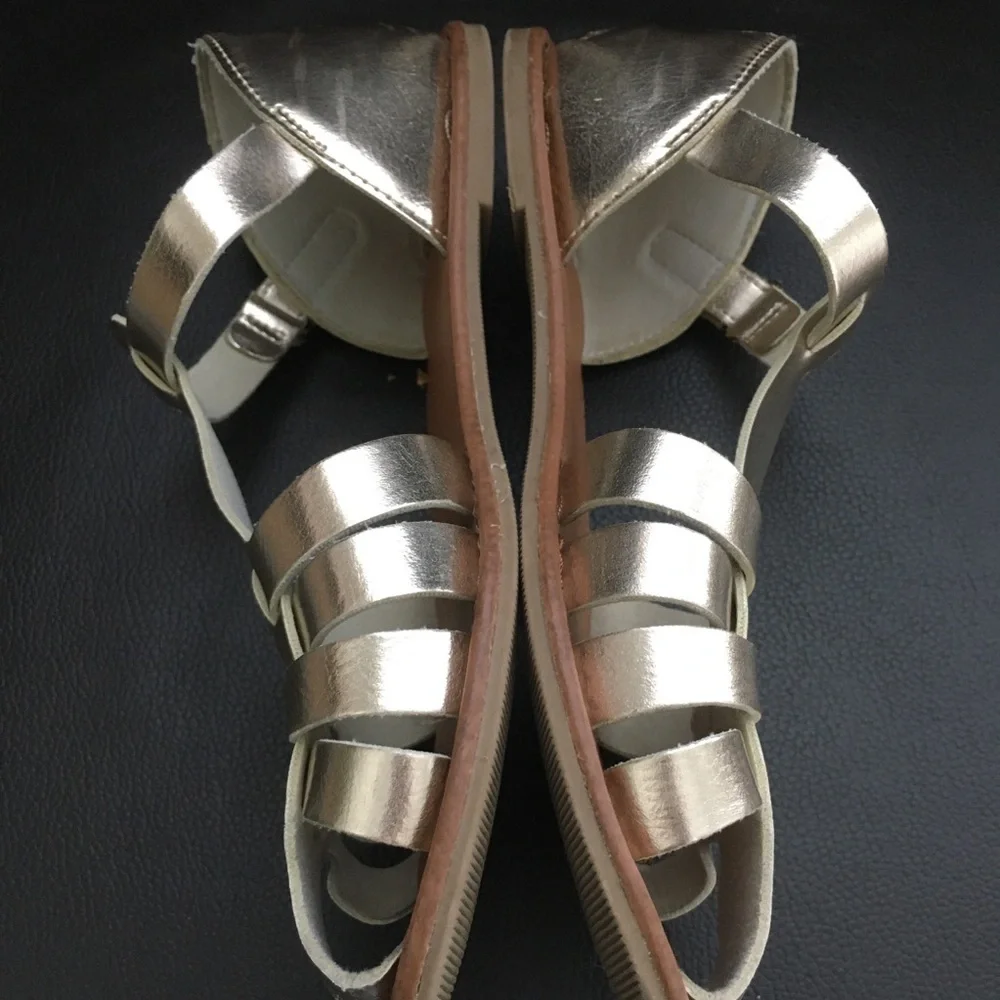 Stylish Metallic Sandals girls 3
